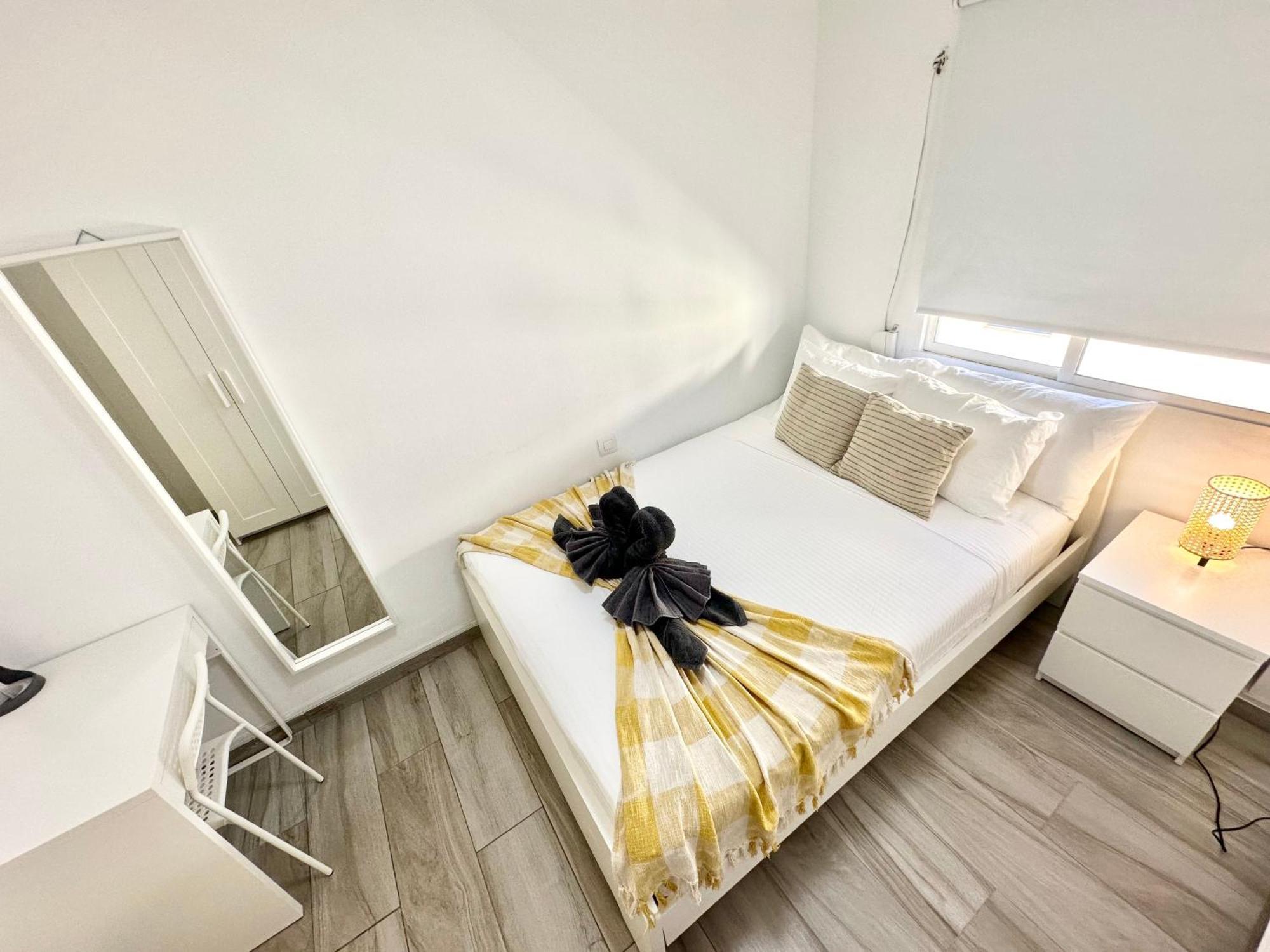 Mango Sorbet Super Central, 3 Desks, High Speed Internet, 3 Bedrooms And 2 Bathrooms Appartement *